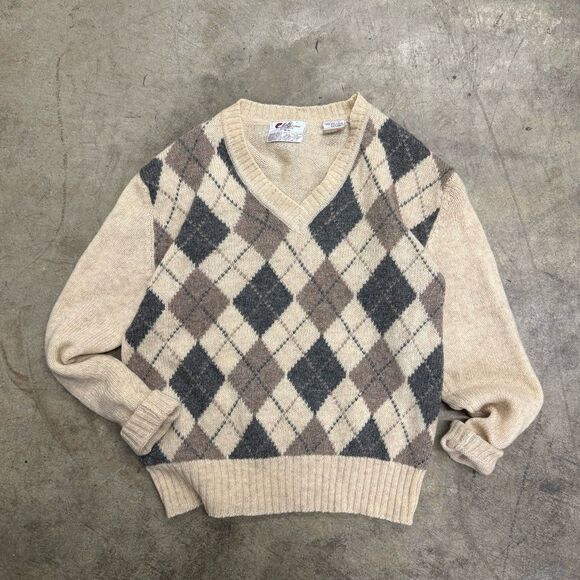 Vintage argyle diamond plaid virgin wool sweater - Picture 1 of 4